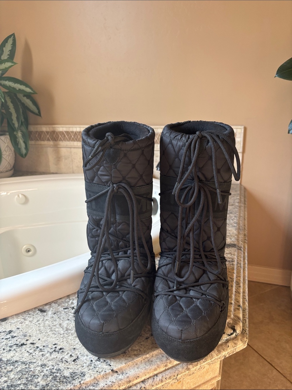 Moon boot - Picture 2 of 3